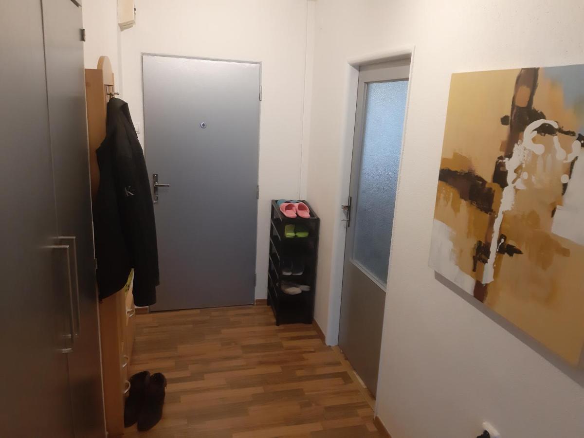 Prague Apartment In Most Near Golf Club, Aqua-Hipo-Autodrom In Мост Экстерьер фото